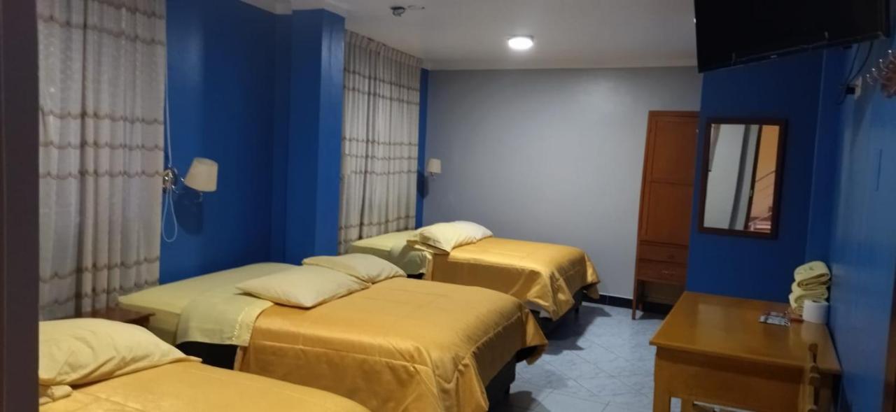 Hospedaje Karol Hotel อายากุตโช ภายนอก รูปภาพ
