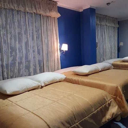 Hospedaje Karol Hotel อายากุตโช ภายนอก รูปภาพ